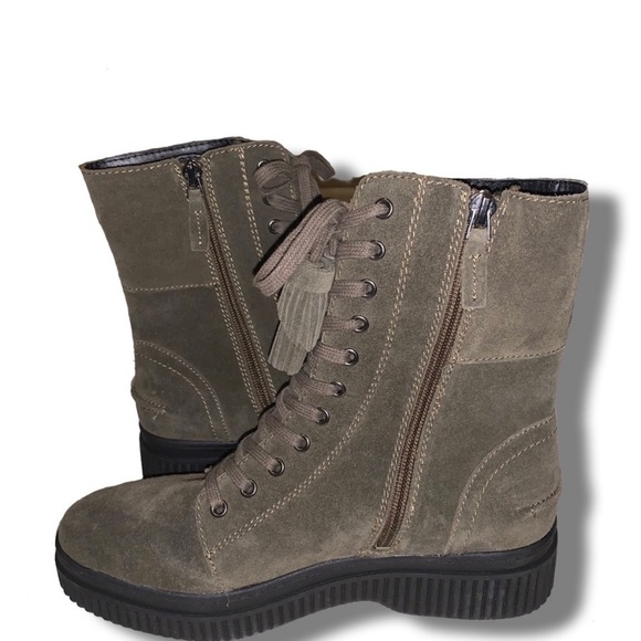 NWT Franco Sarto Suede Booties - Picture 2 of 4